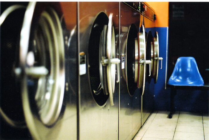 Washing machines & dryers