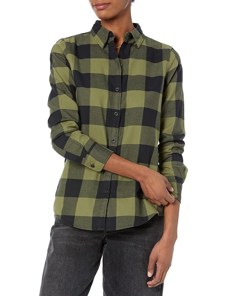 Amazon Essentials Women’s Classic-Fit Long-Sleeve Lightweight Plaid Flannel Shirt