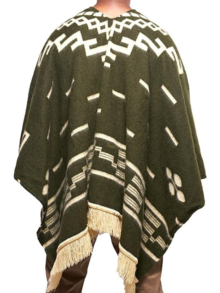 Clint Eastwood, Alpaca Wool Poncho: Western Style, Unique and Handmade in Ecuador. Thick, Warm and Soft Wool Poncho