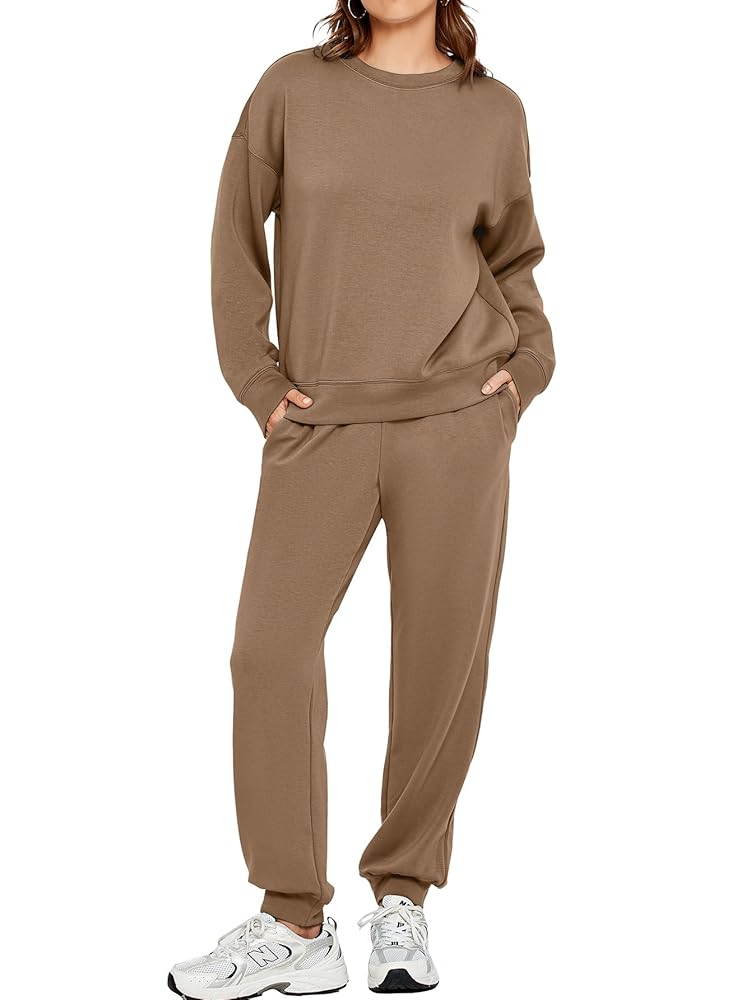 Glamaker Womens 2 Piece Outfits Sweatsuit Long Sleeve Crewneck Tracksuit Jogger Pants Matching Sets 2024