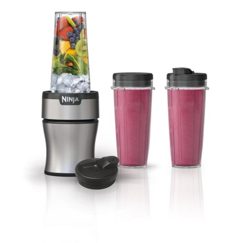Ninja BN301 Nutri-Blender Plus Compact Personal Blender, 900-Peak-Watt Motor, Frozen Drinks, Smoothies, Sauces & More, (3) 20 oz. To-Go Cups, (2) Spout-Lids (1) Storage-Lid,...