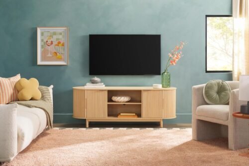 Walker Edison Modern Curved Reeded TV Stand for TVs up to 70 Inches, Credenza with Sliding Doors and Adjustable Shelves, TV Stand with Cord Management Cutout, 60 Inch, Coastal Oak